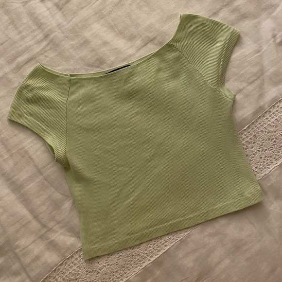 Brandy Melville Other - Brandy Melville Cropped Shirt